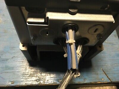 Allen Bradley PowerFlex 70, 3hp/5hp, 20AD8P0A0, 3 phase Drive, HEHI-230 - Image 3
