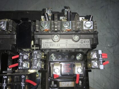 Allen Bradley reversing motor starter, NEMA size 1, 505-B0*-23, 115/120 coil v - Image 2
