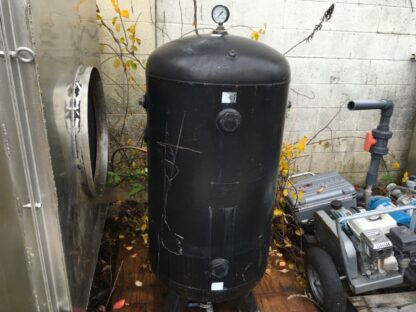 Industrial water treatment system, tanks, pumps, honeycomb filters, well wizard, - Image 9
