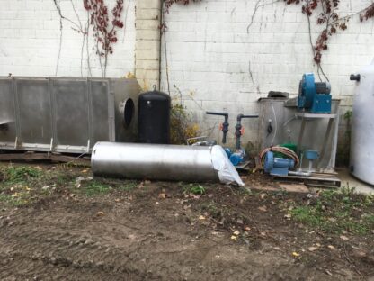 Industrial water treatment system, tanks, pumps, honeycomb filters, well wizard, - Image 2