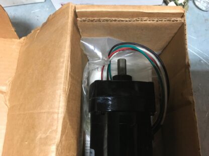 Dayton Permanent Split Capacitor Gearmotor, 6Z083, 1/20hp, 63rpm, ADI-1105 - Image 2