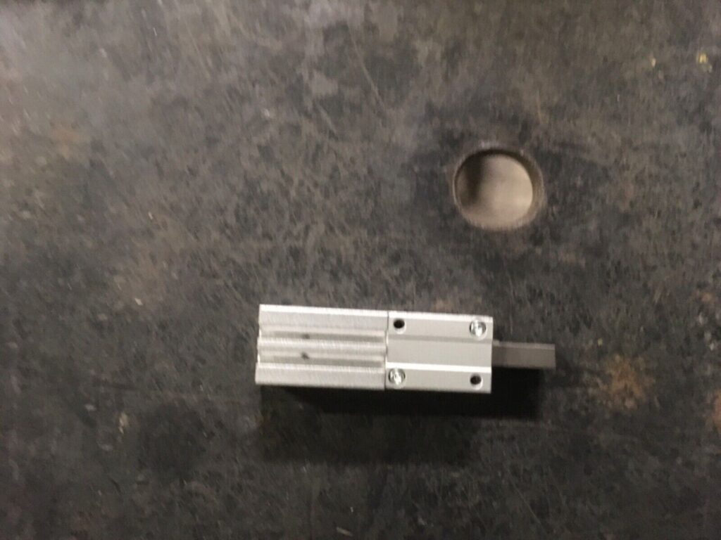 SMC small cylinder, MIS8-10D, NOS, KP-111 - Image 2