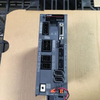 Mitsubishi Electric AC Servo Drive, MR-J4W2-44B, great condition, LG-13