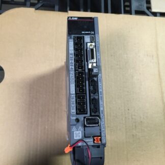 Mitsubishi Electric AC Servo Drive, MR-J4-40B, great condition, LG-15