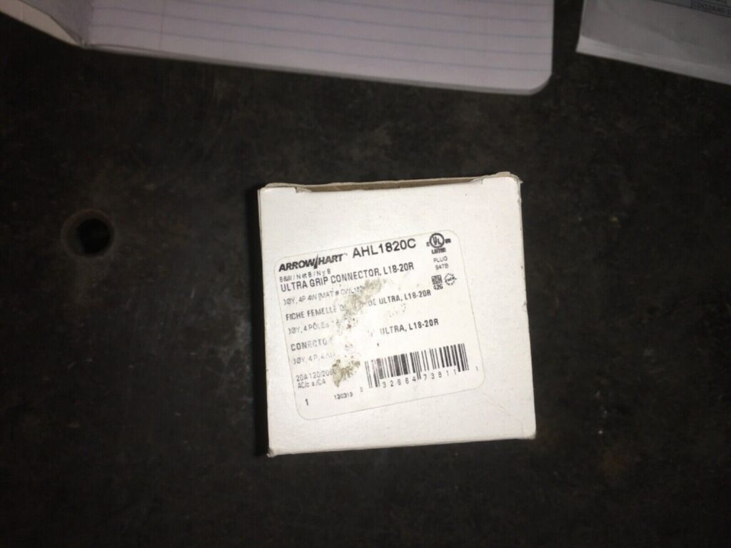 Eaton Arrow Hart Cooper, Plug, AHL1820C, NOS, KP-49
