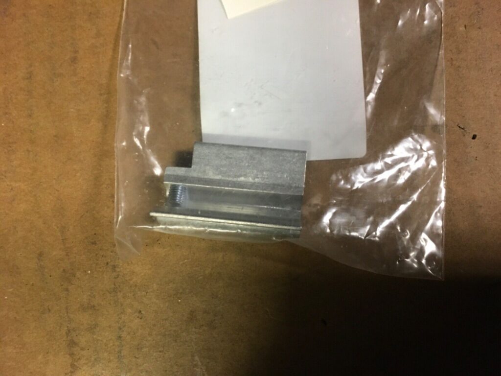 TURCK bracket, KLZ1-INT, NOS, KP-482