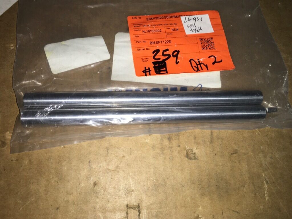 Misumi shaft, CPSFJW16-220-M6-N6, 2pcs, NOS, LG-934