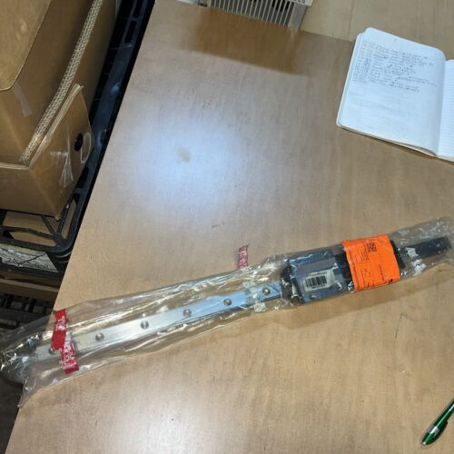 THK Linar, #SHS25C2UU+640LG(20) New Open Box Same Day Shipping, LG-1243