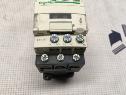 Schneider Electric Contactor, LC1D126BD-24VDC, LG-1733 - Image 4