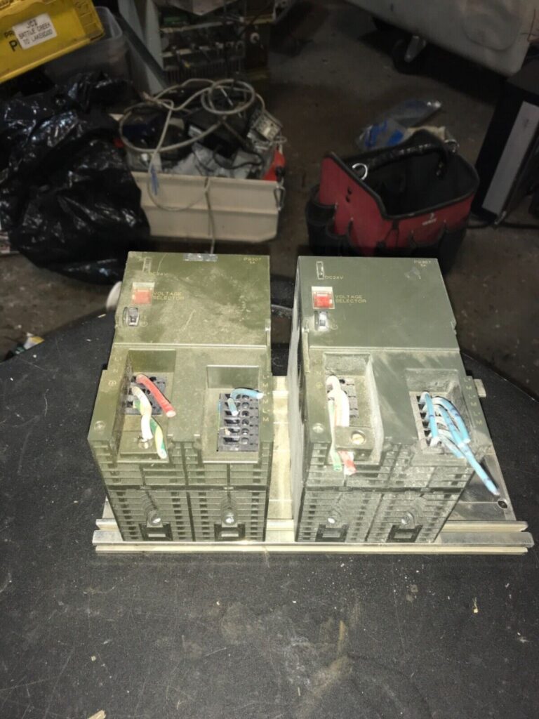 Siemens Plc, #6ES7, 307-1EA00-0AA0, Free Shipping To Lower 48.