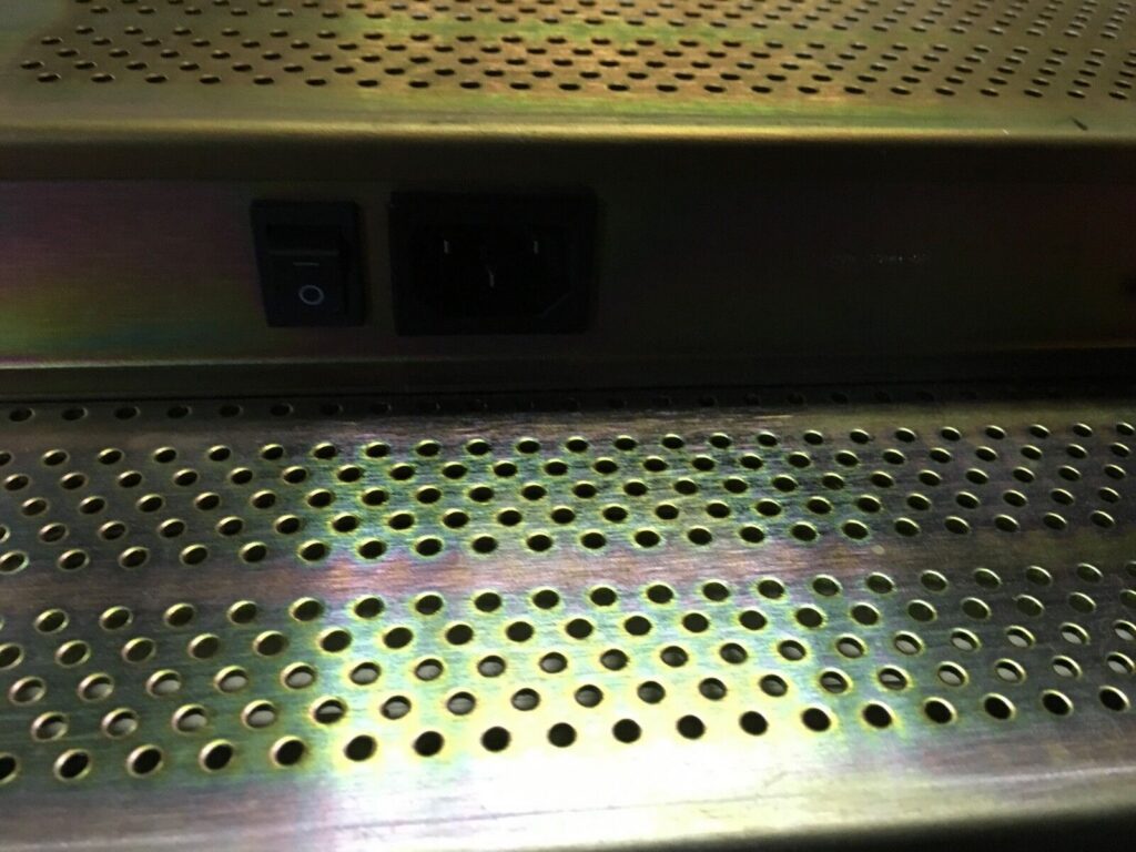Dynics Industrial Screen, P/N: M17TD-00, 17" Screen, warranty, DR-3180 - Image 4