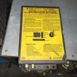 STI light curtain control, model MC6DC-0112, has key, ADI-772