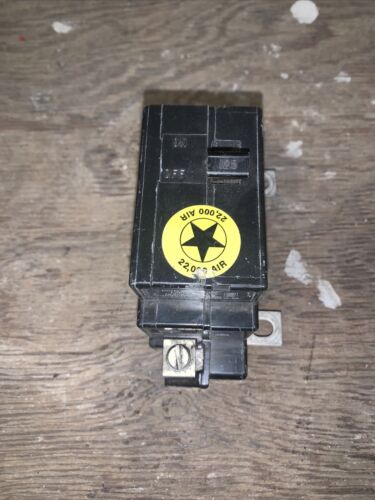Square D Breaker, #Q0M125VH, HEHI-1384