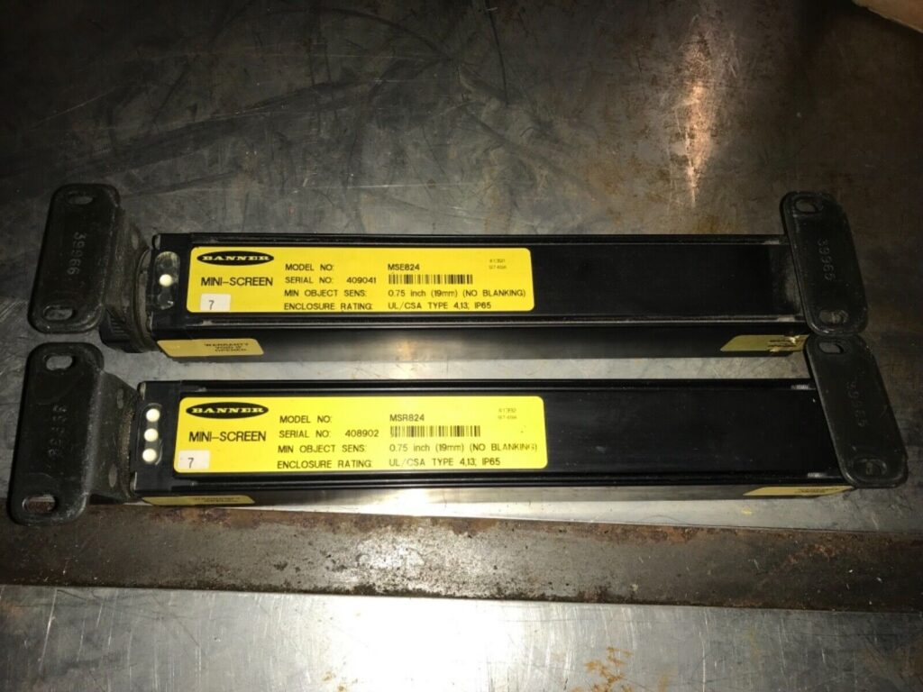Pair of 2-Banner Mini Screen, #MSE824, #MSR824, PS-537