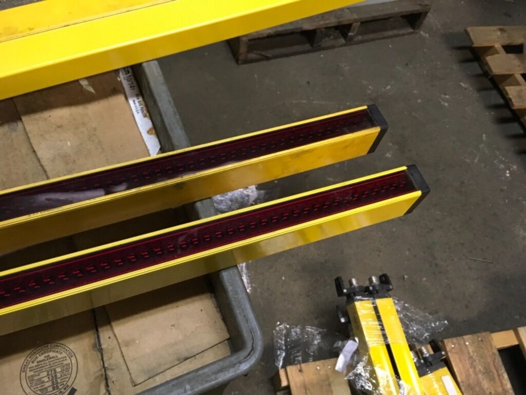 STI safety light curtain, MS46SR-30-1215-Q2-R-NO-FP, MS46-30-1215-Q2-X-SC1 - Image 4