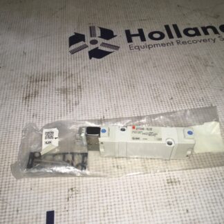 SMC valve, SY7240-5LOZ, NOS, LG-2096