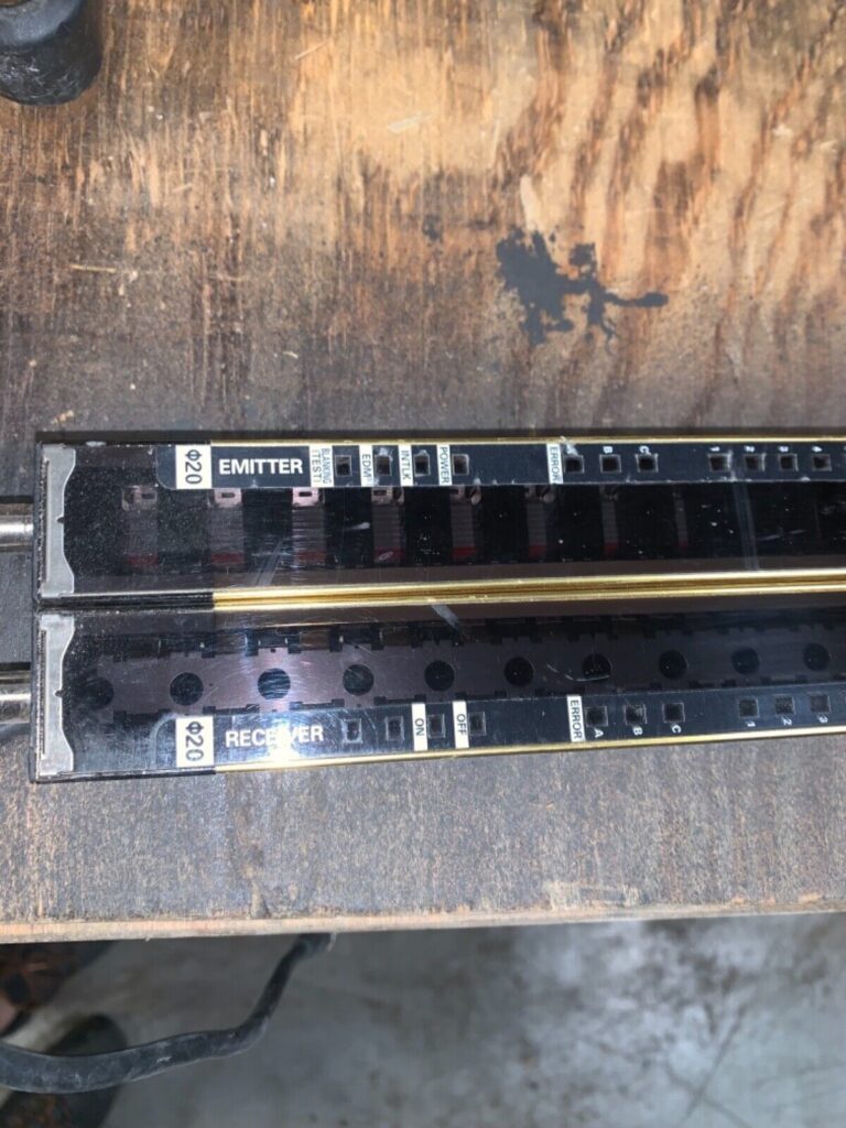 OMRON Light Curtains, #F3SJ-A0800P20-L, #F3SJ-A0800P20-D, HEHI-500 - Image 2