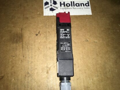 Sti, Omron guard lock, safety door switch, D4SL-N2NFG-D, 24vdc, LG-366