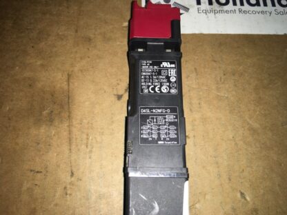 Sti, Omron guard lock, safety door switch, D4SL-N2NFG-D, 24vdc, LG-366 - Image 3