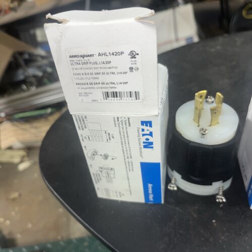 Lot Of 2-ETN Plug #AHL1420P, KP-779 - Image 2