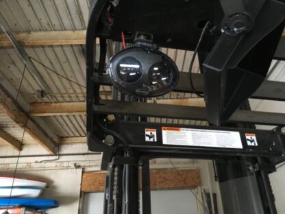 Cat standup fork lift w/reach, 4000lb capacity, ESR20N-36V, w/charger,  JR-280 - Image 8