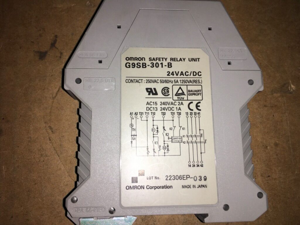 Omron safety relay unit, G9SB-301-B, 24VAC/DC, ADI-1342 - Image 2