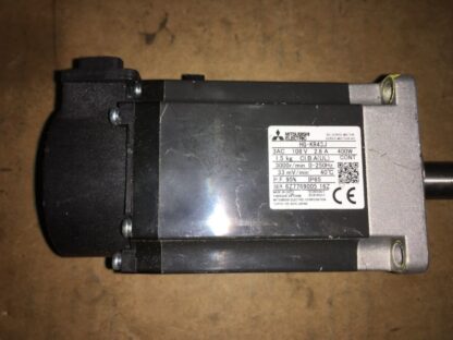 Mitsubishi Electric AC Servo motor, HG-KR43J, 3AC, 108V, 2.6A,  3000rpm, LG-332