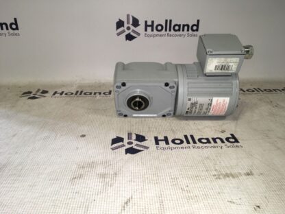 GTR 3-Phase Induction Motor, F3S20N025-UTM010NA, 0.1kW, Ratio 25:1, NOS, LG-2318