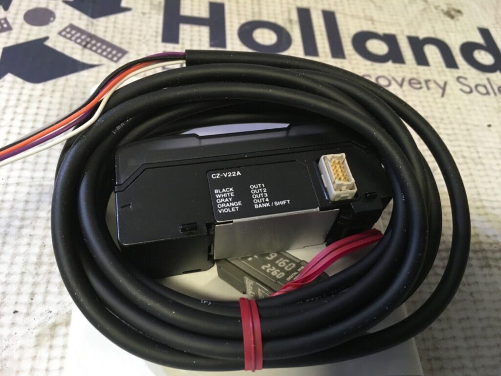Keyence, CZ-V22A, sensor, NOS, LG-2369 - Image 2