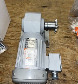 GTR Gear Motor, #H2L28R040-UTM040NA, New Open Box, LG-2737