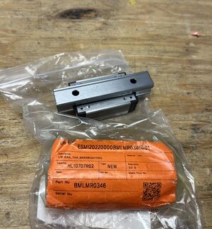 THK Block, #SR20WUU+100L, Same Say Fast Shipping , LG-2903