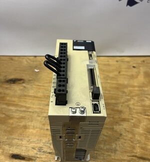 YASKAWA Drive, #SGDV-3R8A01A, Same Say Fast Shipping , LG-2950