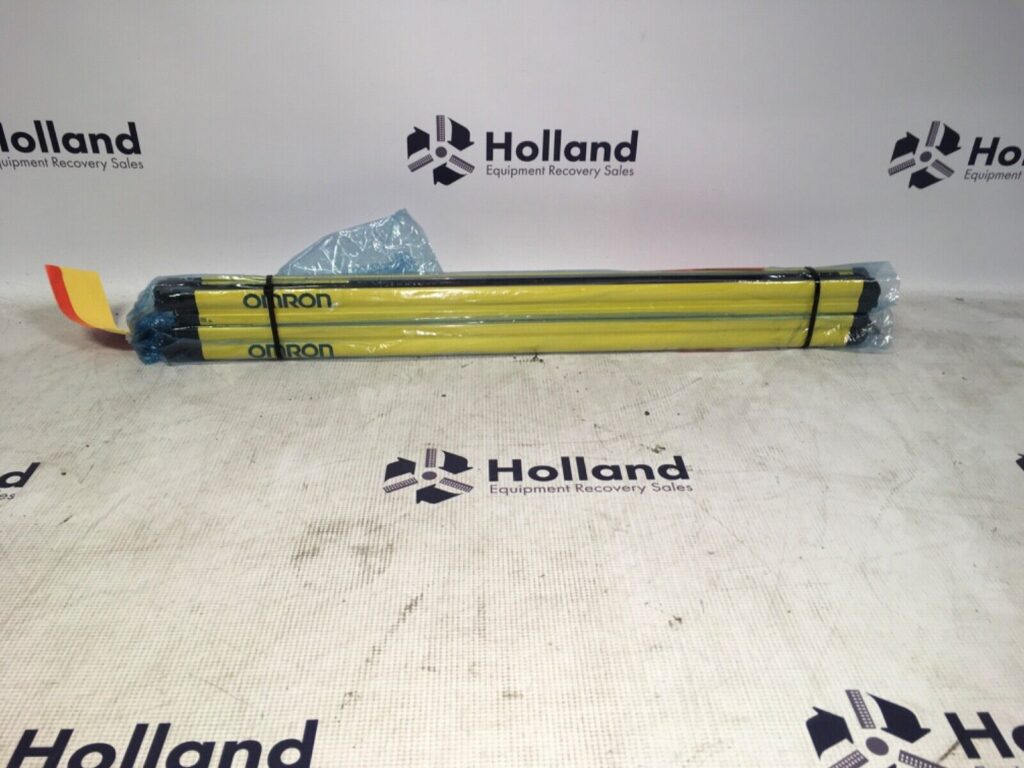Sti Omron light curtains, F3SG-4RA0670-30-D, F3SG-4RA0670-30-L, NOS, LG-2134