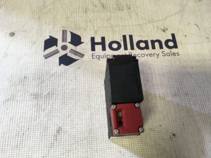 Omron guard lock safety door switch, D4NL-2DFG-B, NOS, LG-2811 - Image 2