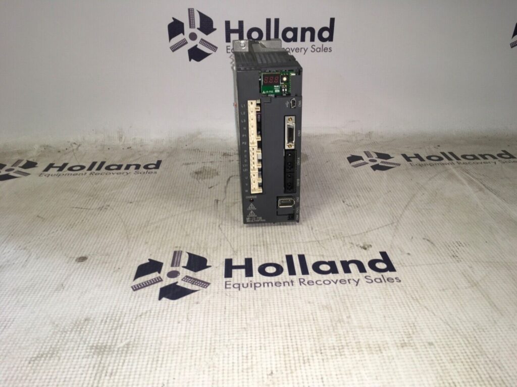 Mitsubishi AC Servo drive, MR-J3-70B, missing cover, NOS, LG-2556
