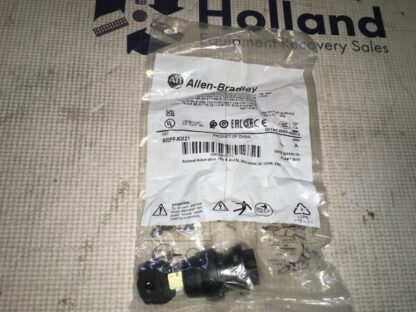Allen Bradley, key maintained selector switch, 800FP-KM21, NOS, KP-1075