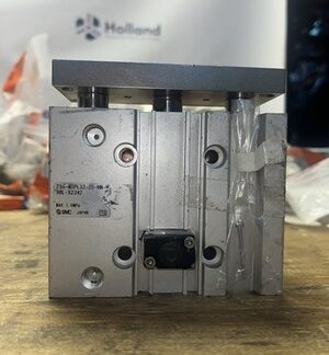 SMC Cylinder #25A-MGPL32-25-HN-M, Used, LG-3960