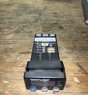 WATLOW Control #935A-1CD0-00R, Small Cracks On Top HEHI-2427
