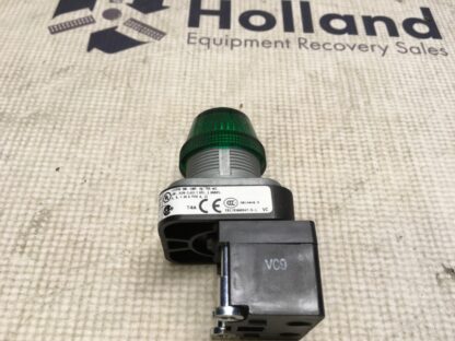 Allen Bradley green push button, 800T-QH2G, NOS, LG-4196 - Image 3