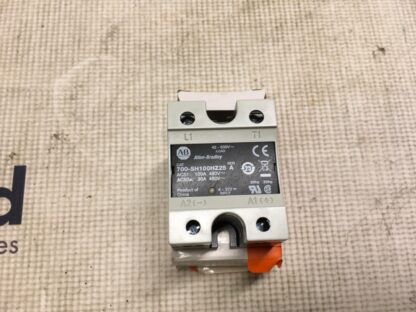 Allen Bradley solid state relay, 700-SH100HZ25, NOS, LG-4147 - Image 2