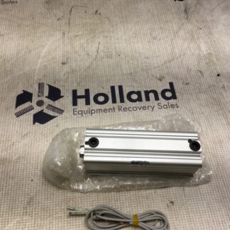 SMC cylinder 25A-CDQ2A32-100, NOS, LG-4223