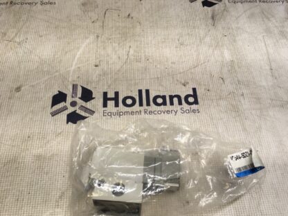 SMC solenoid valve, VP544-5DZ1-03B, NOS, LG-4154