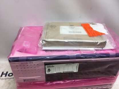 National Instrument NI PXIe-1078, PXI low power, express chassis, NOS, LG-4175 - Image 3