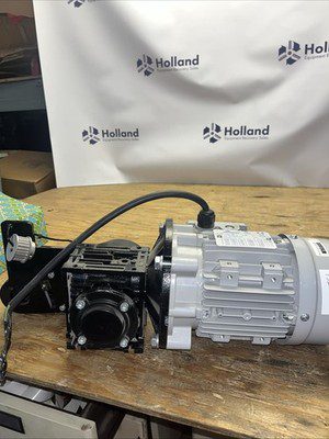 MOTOVARIO Motor #T71-B4, #NMRV040, DORNER, #32M040EL423EN, Used , KP-1322