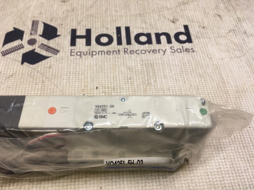 SMC solenoid valve, VQ4251-5H-03, used, LG-4360 - Image 2