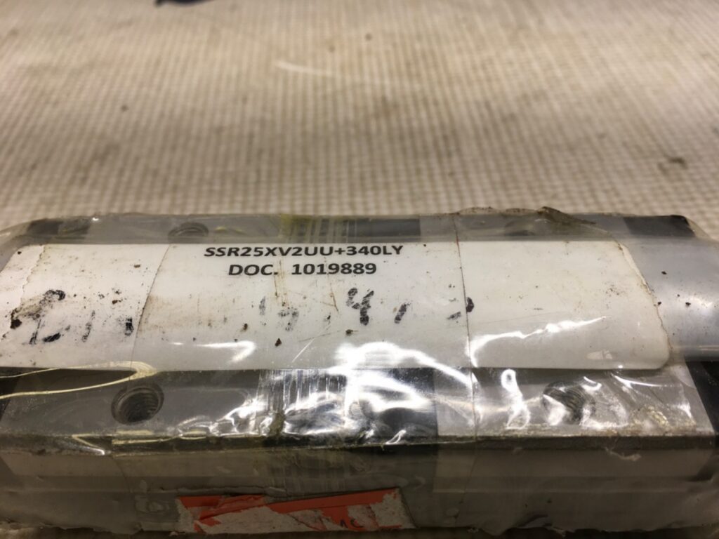 THK Block Guide, SSR25XV2UU+340LY, 1019889, NOS, LG-4404 - Image 2