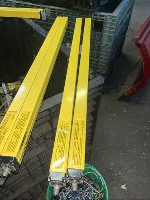 Banner Light Curtains #SLSR30-900Q8, SLSE30-900Q8, New Open Box , Hehi-2531