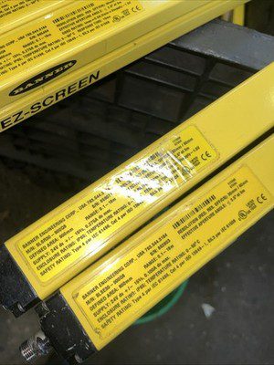Banner Light Curtains #SLSR30-900Q8, SLSE30-900Q8, New Open Box , Hehi-2531 - Image 2