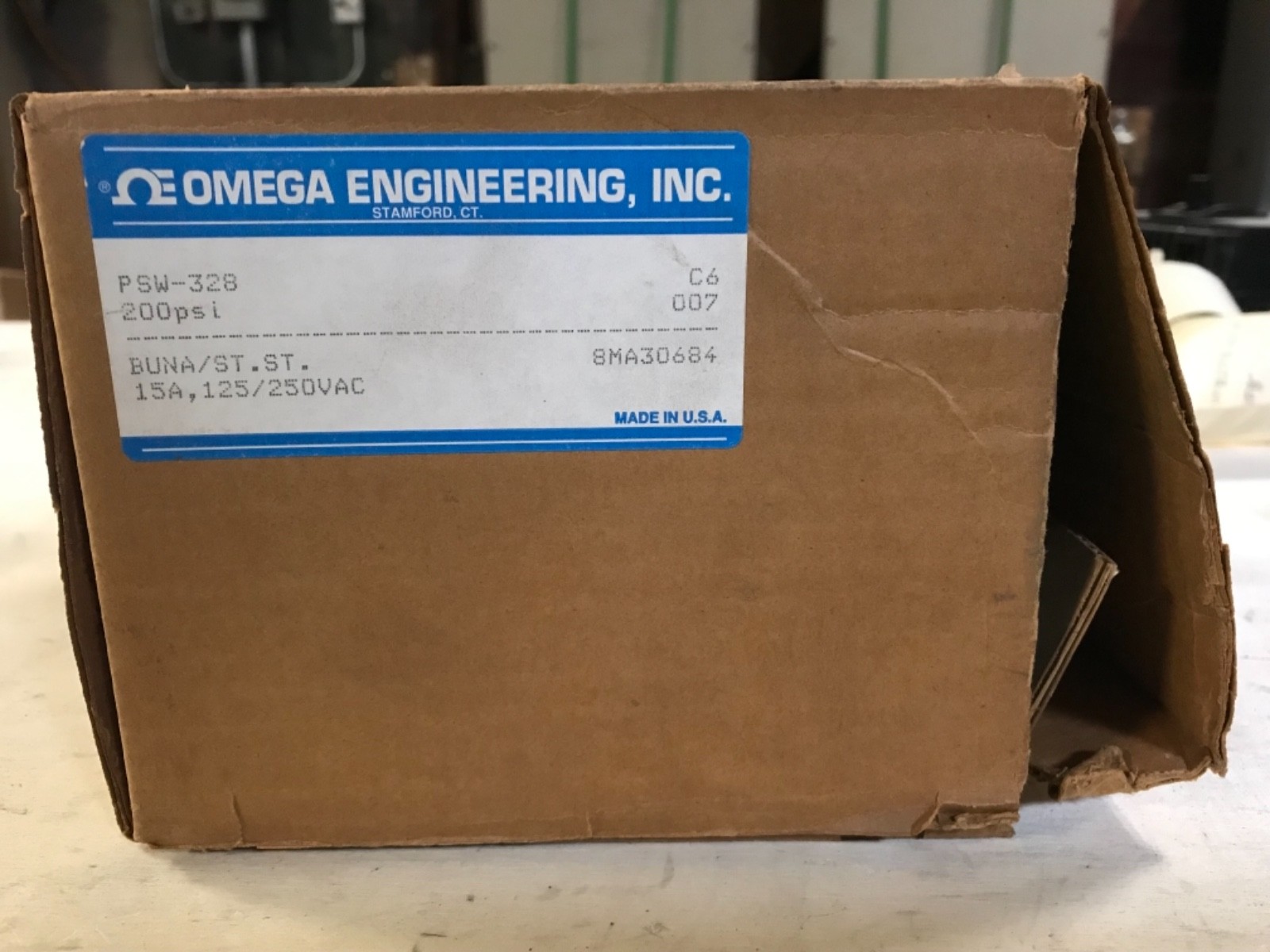 OMEGA ENGINEERING INC, PSW-328, 15A, 125/250VAC, NOS, PS-441