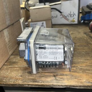 TIVAL Switch, #FF4-4DAH, NOS, HEHI-2682